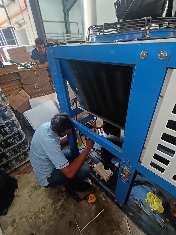 Installation Blue Chiller Unit
